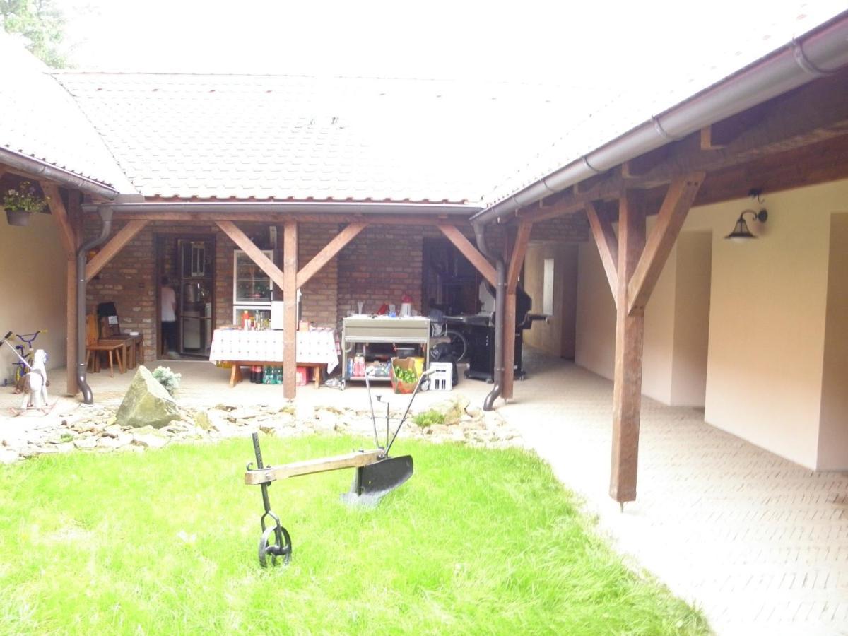Penzion U Lišky Jarosov nad Nezarkou Exteriér fotografie