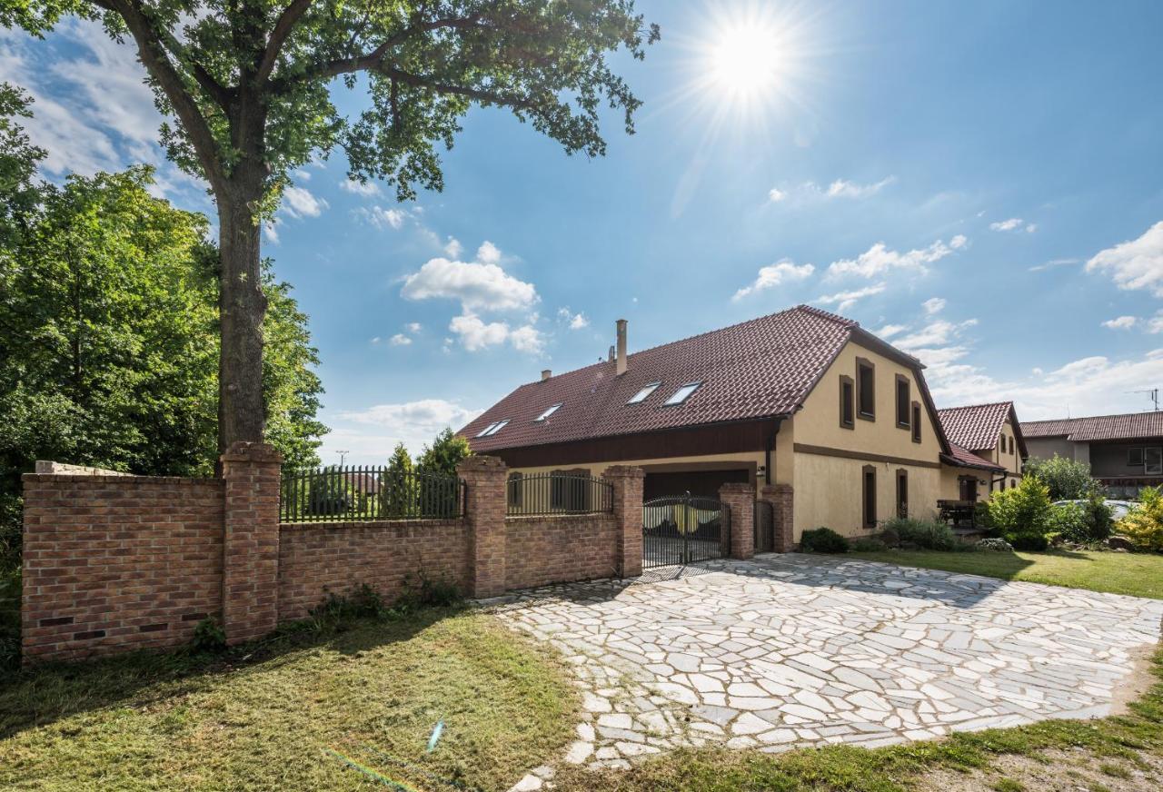 Penzion U Lišky Jarosov nad Nezarkou Exteriér fotografie
