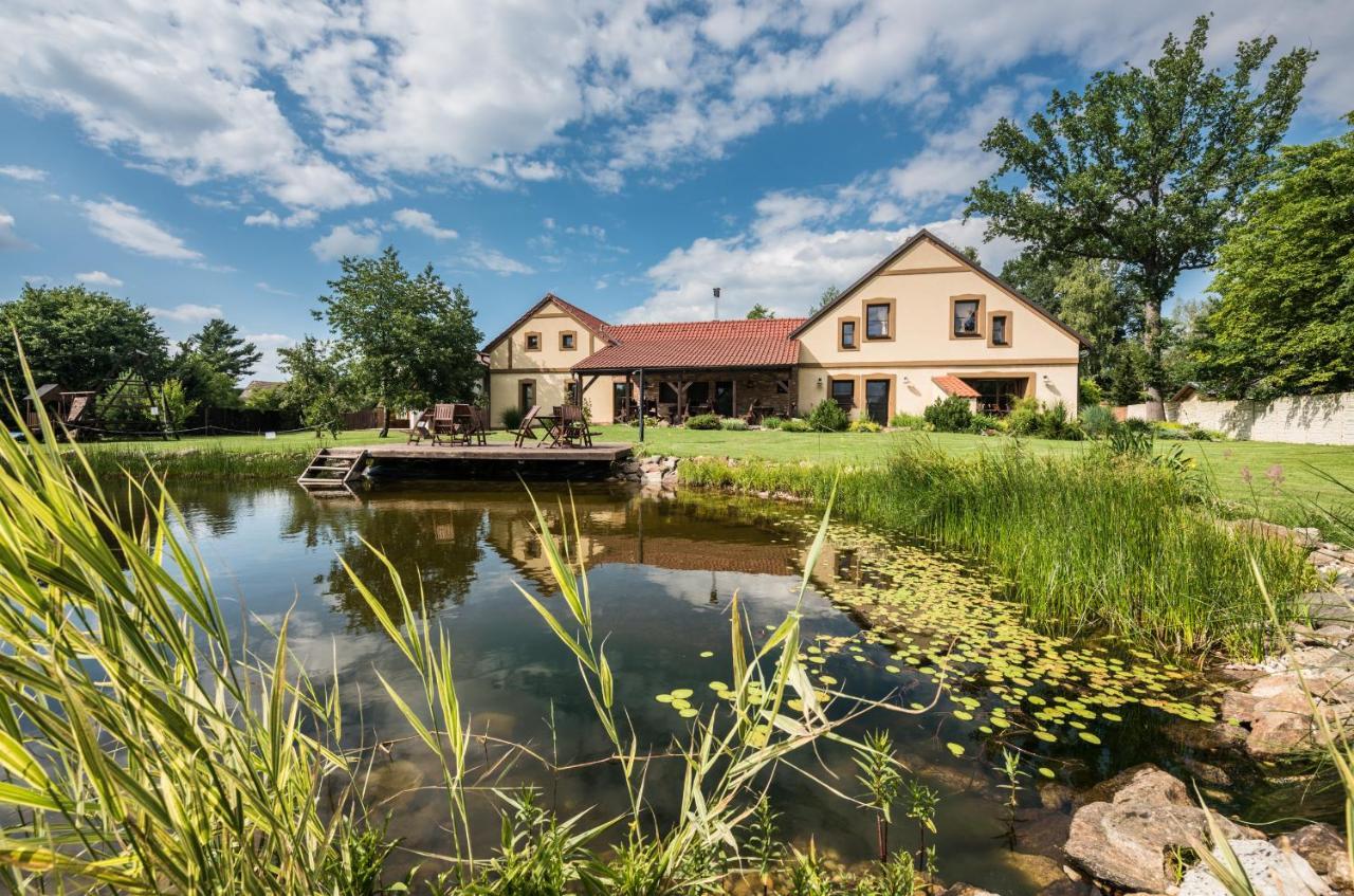 Penzion U Lišky Jarosov nad Nezarkou Exteriér fotografie